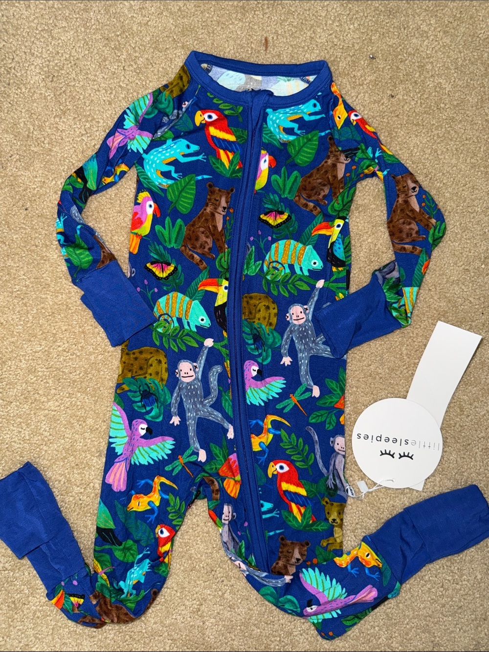 Little sleepies - nwt - jungle print!